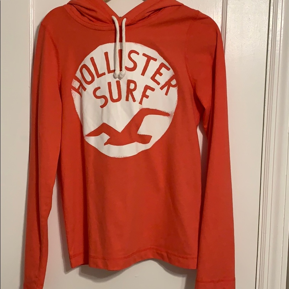 Men’s small hooded long sleeve shirt